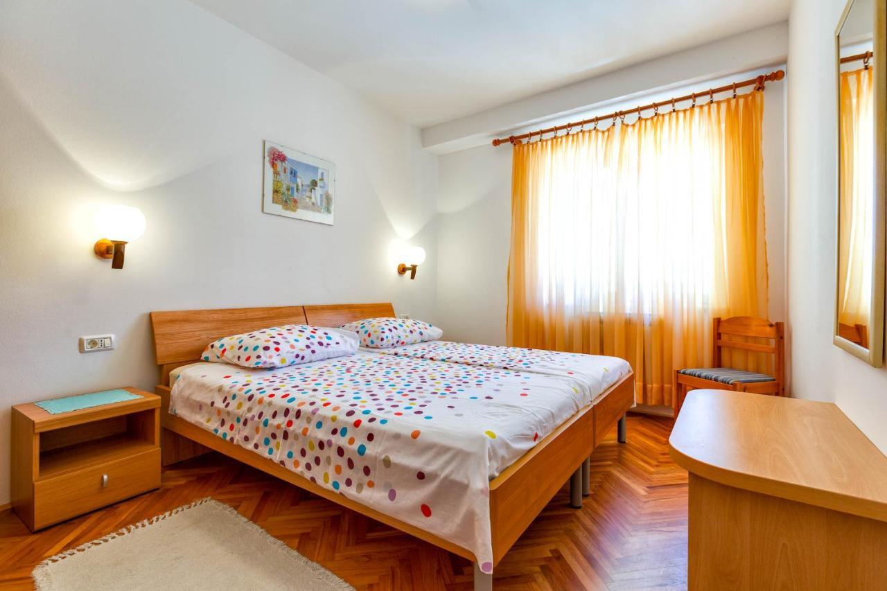 Apartments Margarita Mali Lošinj Exterior foto