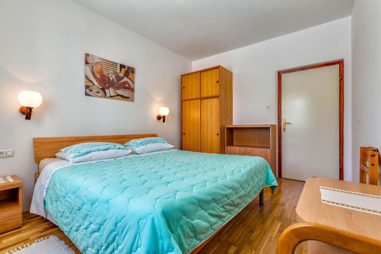 Apartments Margarita Mali Lošinj Exterior foto