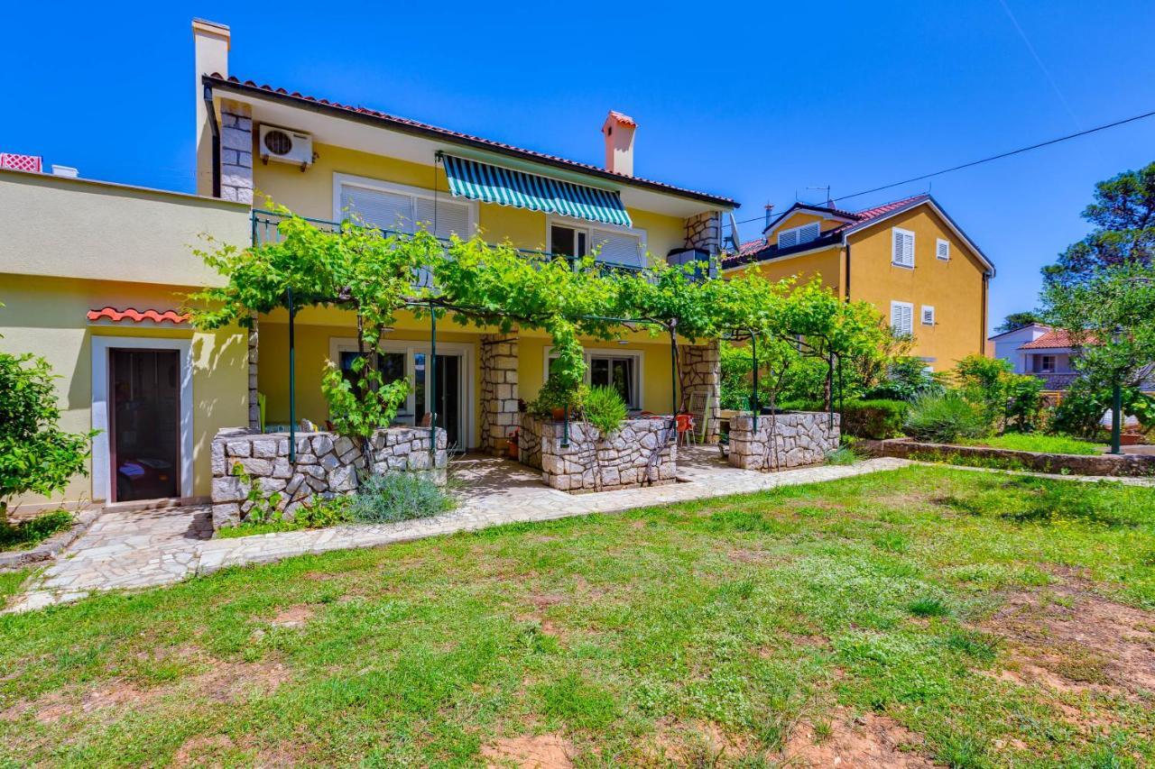 Apartments Margarita Mali Lošinj Exterior foto