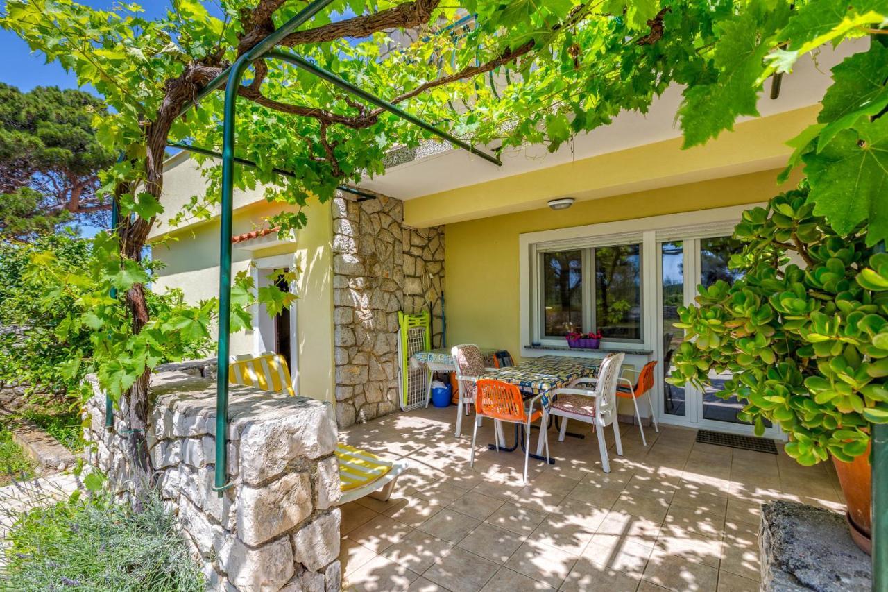 Apartments Margarita Mali Lošinj Exterior foto
