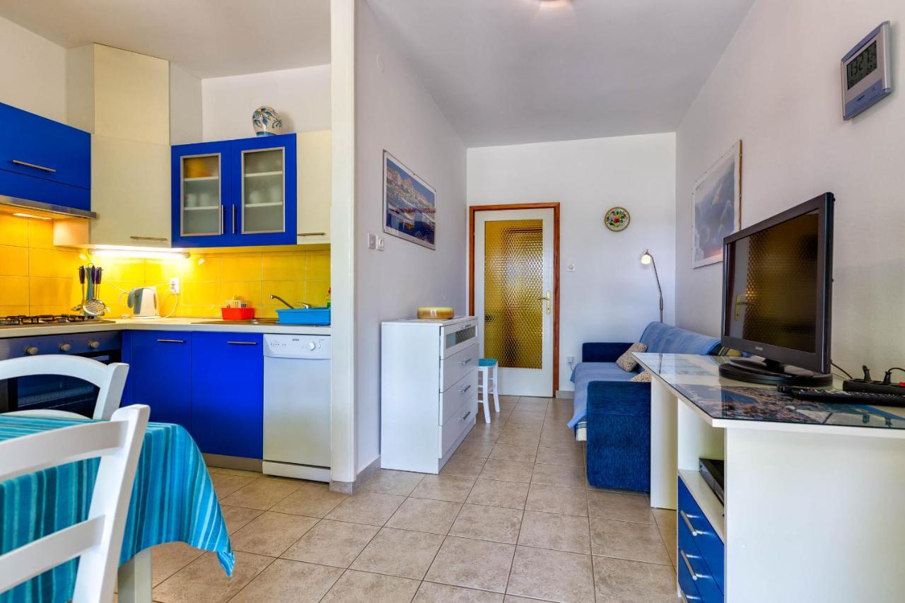 Apartments Margarita Mali Lošinj Exterior foto